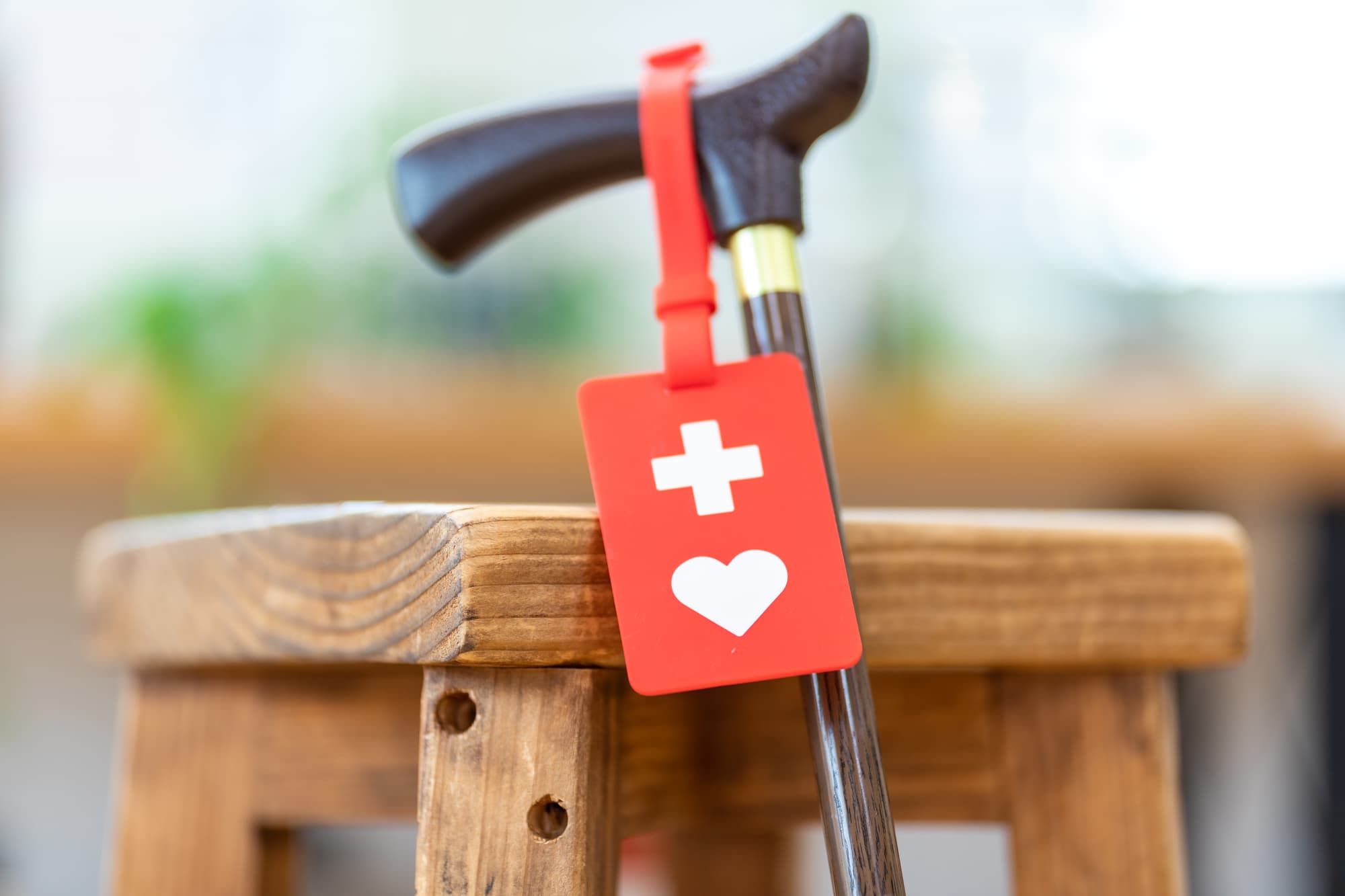 高齢者や障がいをもつ人のイメージ